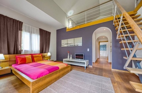 Penina Villa | Amazing luxury villa with jacuzzi inside the pool!