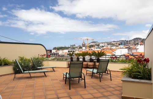 Se Apartment | Anadia Penthouse Duplex by Rent-a-key