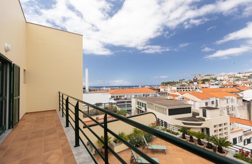 Se Apartment | Anadia Penthouse Duplex by Rent-a-key