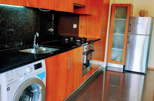 Portela Condo | Apartamento Exclusivo com Jardim e Piscina Privada!