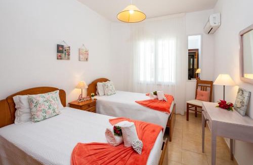 Armacao de Pera Apartment | Apartamento Pé na Areia, Armação de Pêra by AlgarveBlossom