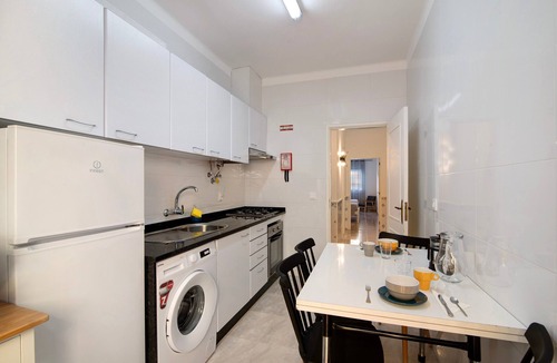Vila Real Santo Antonio Apartment | Apartment 'Âncora B' with Private Terrace