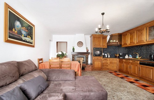 Apulia Apartment | Apartment 'Bellaë Holiday - Bali' with Shared Pool, Shared Garden and Wi-Fi