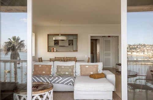 Cascais Apartment | Apartment 'Cascais Bay Terrace IV' with Sea View & Wi-Fi