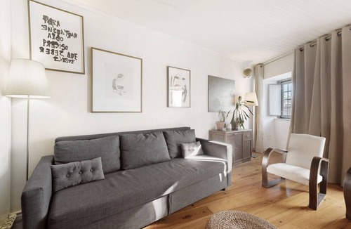 Alcantara Apartment | Apartment 'Rio Alcântara' with Private Terrace, Balcony and Wi-Fi