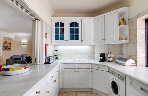 Vale do Lobo Apartment | Apartment 'Tennis View' with Private Pool, Wi-Fi and Air Conditioning