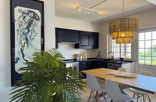 Caramujeira Apartment | Apt. near the beach, sea view, roof terrace, pool/garden in Praia da Marinha