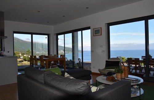Sao Roque do Pico Villa | Atlantic Window