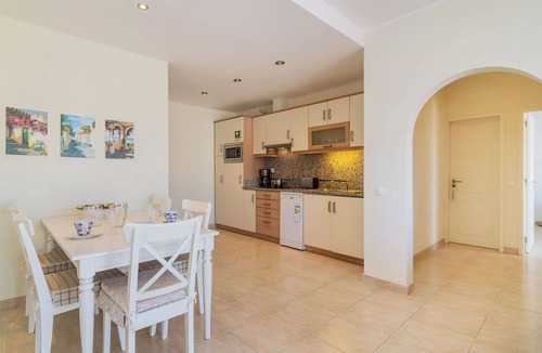 Praia da Luz Apartment | Beautiful apartment for 4 people with A/C, WIFI, TV and terrace