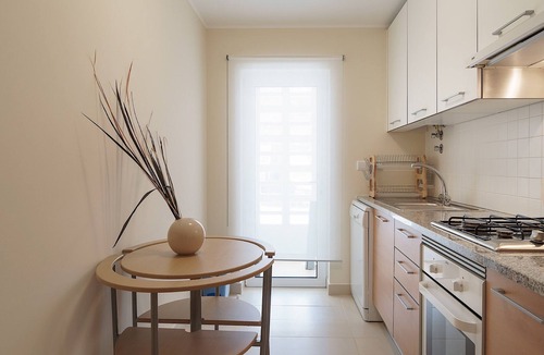 Canada Apartment | Blige Blue Apartment, pool, AC, balcony