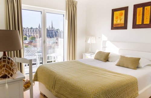 Batalha Hotel | Boutique Hotel Casa do Outeiro - Arts & Crafts