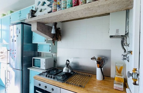 Areeiro Apartment | Bright and spacious, just 20 meters from the subway station in a family-friendly neighborhood.