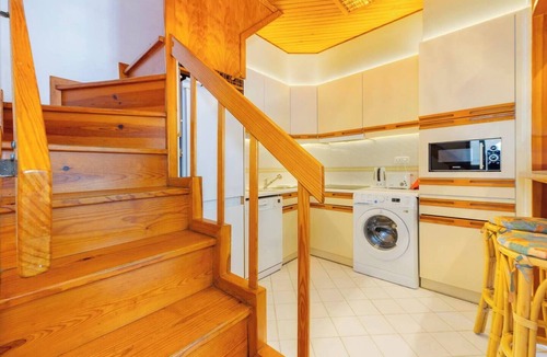 Pena Apartment | Bright duplex two-bedroom near Lisbon city center, close to transport, shops, and cafés. Comfortable layout over two floors; please note the building has no elevator.