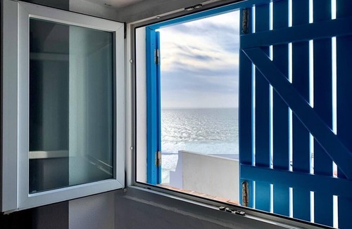 Azenhas do Mar House | Cabana do Mar- Unique villa over the ocean- NEW
