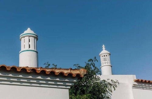 Olhao House | Casa Baixa - Serene ecological country house with swimming pool