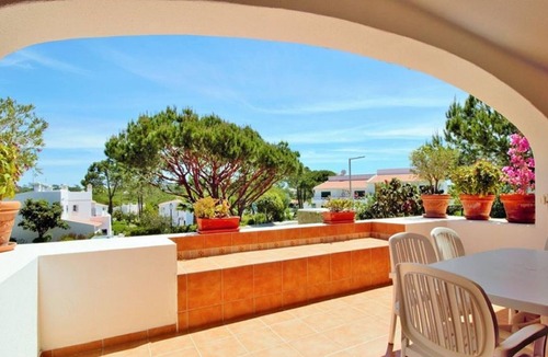 Vale do Lobo Apartment | Casa Bella, Vale Do Lobo, Algarve - 3 bed apartment with private pool