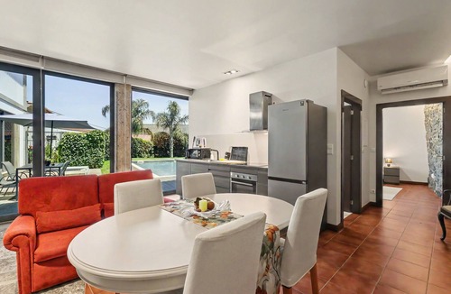 Vila Verde House | Casa Da Padroa: Private Pool, Wi-Fi & Air Conditioning in Braga