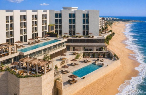 Armacao de Pera Hotel | Casa de Sada Algarve Beach Resort, Curio Collection by Hilton