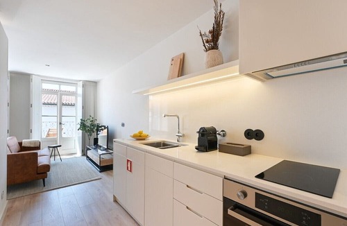Braga Apartment | Casa do Arquiteto w/balcony by Sé Apartments
