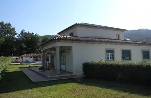 Cardielos House | Casa Estrada da Guia