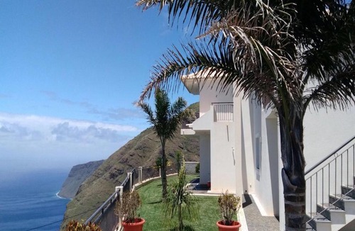 Paul do Mar Villa | Casa Farol, Panoramic Ocean View Villa, Madeira
