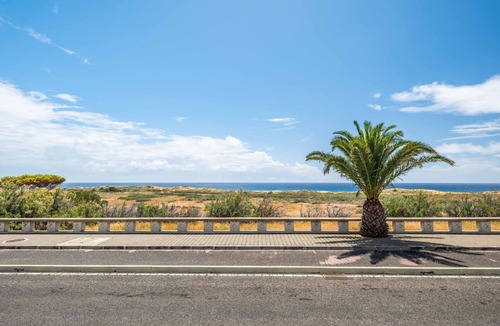 Porto Santo House | Casa Forno de Cal - By WeHostMadeira