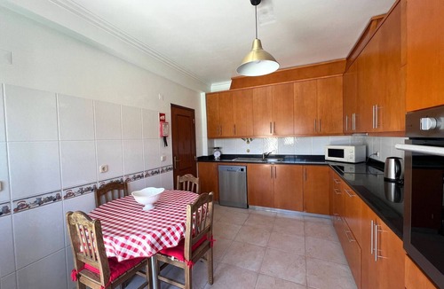Vila Nogueira de Azeitao Ski Chalet | Casa Madalena
