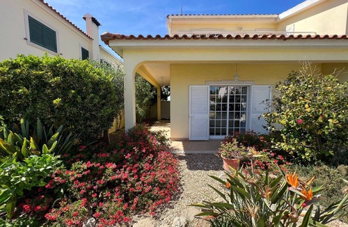 Vila Nogueira de Azeitao Ski Chalet | Casa Madalena