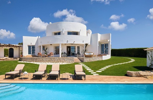 Gale Villa | Casa Rosa dos Ventos