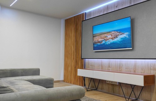 Loule Villa | Central Algarve, Private Pool