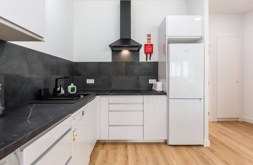 Faro City Centre Apartment | Charming 1Bdr Flat in Central Faro by Lovelystay