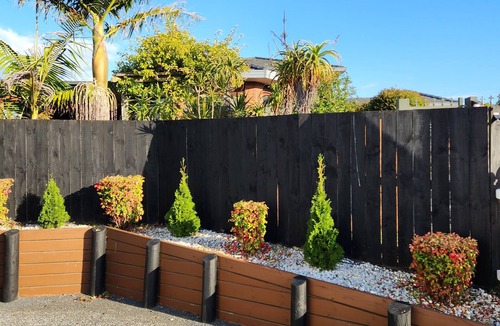 Henderson House | Cheap, Cosy and Comfortable house in Auckland, New Zealand.