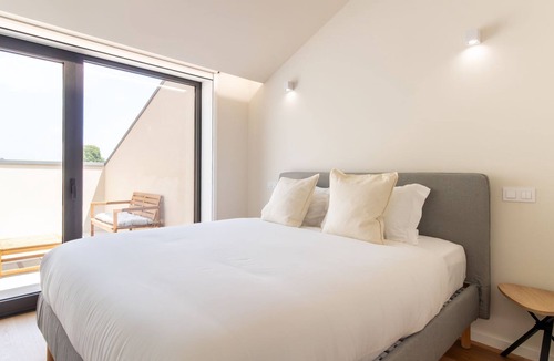 Leixões Apartment | Coastal 3BR Duplex w/Terrace by LovelyStay