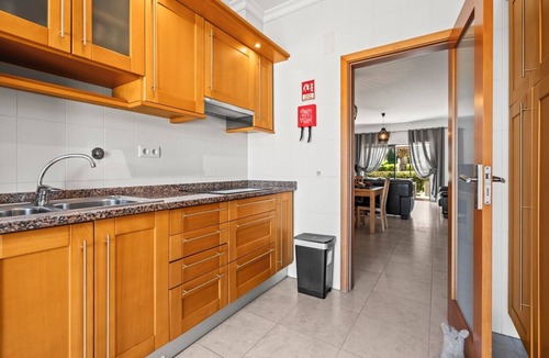 Porto de Mos Apartment | Coastal Charm Apartment