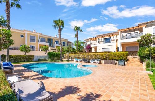 Porto de Mos Apartment | Coastal Terrace Apartment