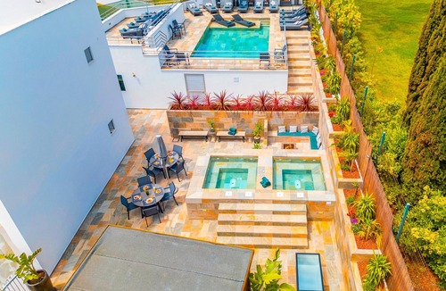 Armacao de Pera Villa | Comfort & fun w/pool & games area