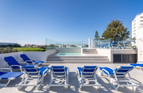 Correeira Apartment | Correeira Luxury Residence T2 F - Albufeira, Pools, Wifi, Bbq, Beach