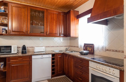 Sao Vicente do Paul House | Country House with Heated Indoor Pool, Less Than 1 Hour from Lisbon