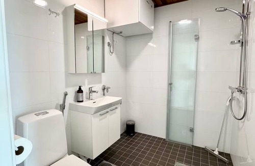 Lantinen District Apartment | Cozy 1-bedroom apartment in peaceful Helsinki with AC