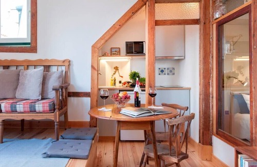 Baixa Apartment | Cozy Apartment in Historical Lisbon by COZYSTAYS 5/5