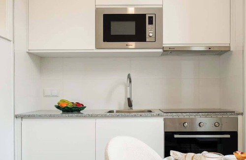 Leixões Apartment | Cozy Studio near the Beach by HostWise