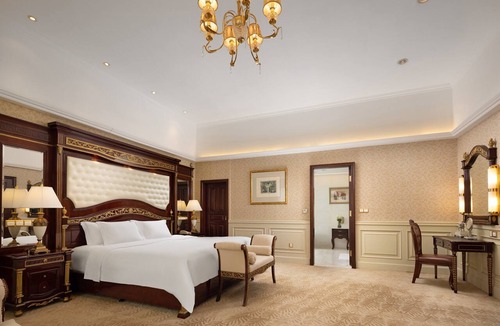 Luohu Hotel | Crowne Plaza Hotel & Suites Landmark Shenzhen by IHG