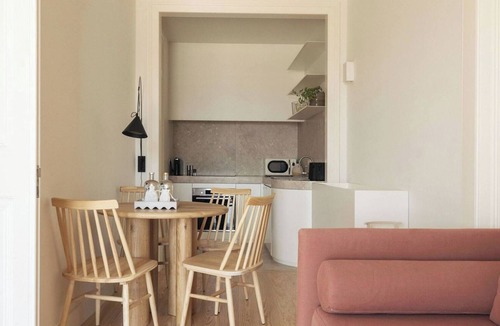 Se Hotel | Designer Deluxe 1BR | Campo das Cebolas Address | River Views | Near Lisbon Sé
