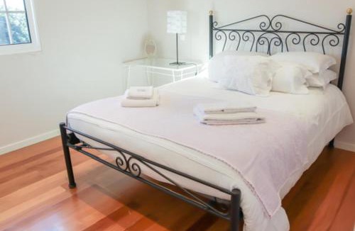 Porto Moniz Apartment | Elegant Apartment in Levada Grande + Terrace + 120 m²