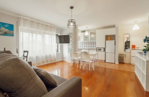 Espinho Apartment | ESPINHO SEAWALK AND SEAVIEW by VACATIONY by Interhome