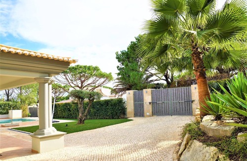 Vale do Garrao Villa | Exceptional villa with swimming pool