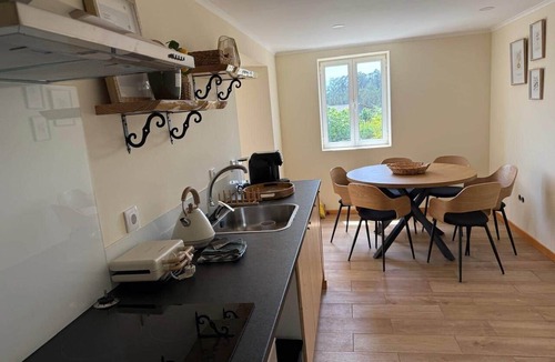 Vila do Conde Apartment | Family-friendly apartment with a pool on Caminho Santiago (D)