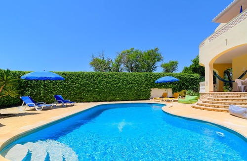 Meia Praia Villa | ❀Family Paradise. Peaceful, golf, countryside & beach, pool, close to everything