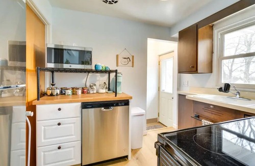 North Greece House | Family & Pet-Friendly w/yard & game room/desk. Walk a block to Lake Ontario.