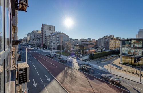 Ramalde Apartment | FLH Boavista Urban Cityscape Apartment